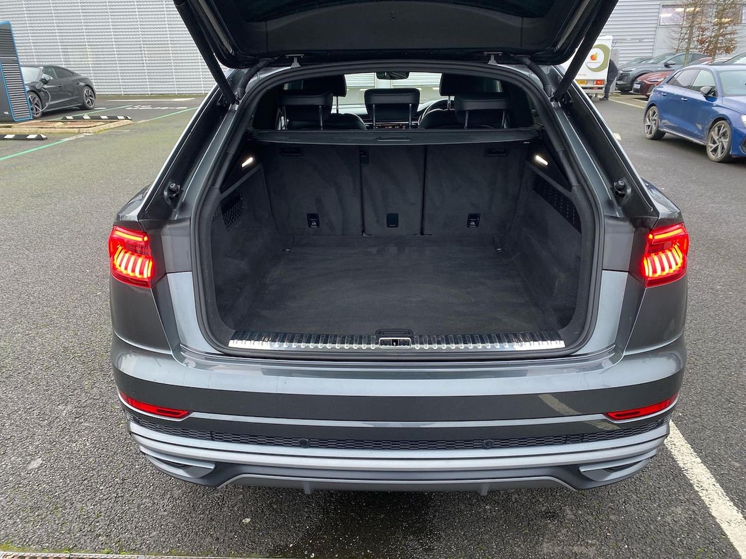 Used Audi Q8 2020 for sale - 77888684: Photo 17