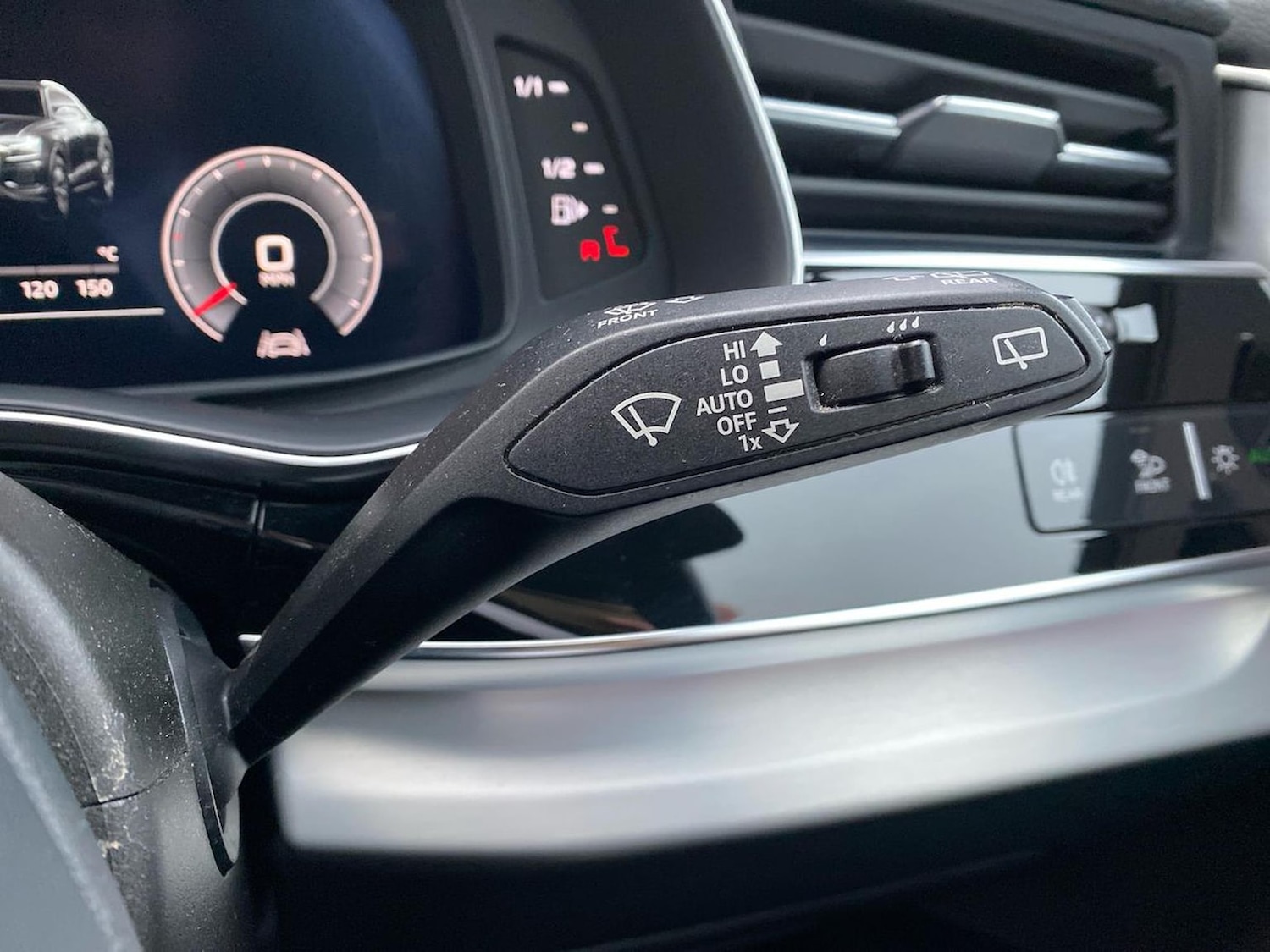 Used Audi Q8 2020 for sale - 77888684: Photo 28