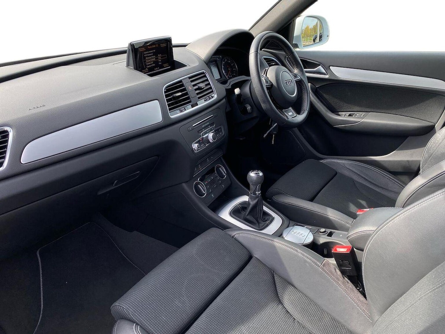 Used Audi Q3 2017 for sale - 78202114: Photo 9