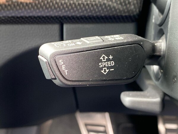 Used Audi Q5 2023 for sale - 75436209: Photo 32