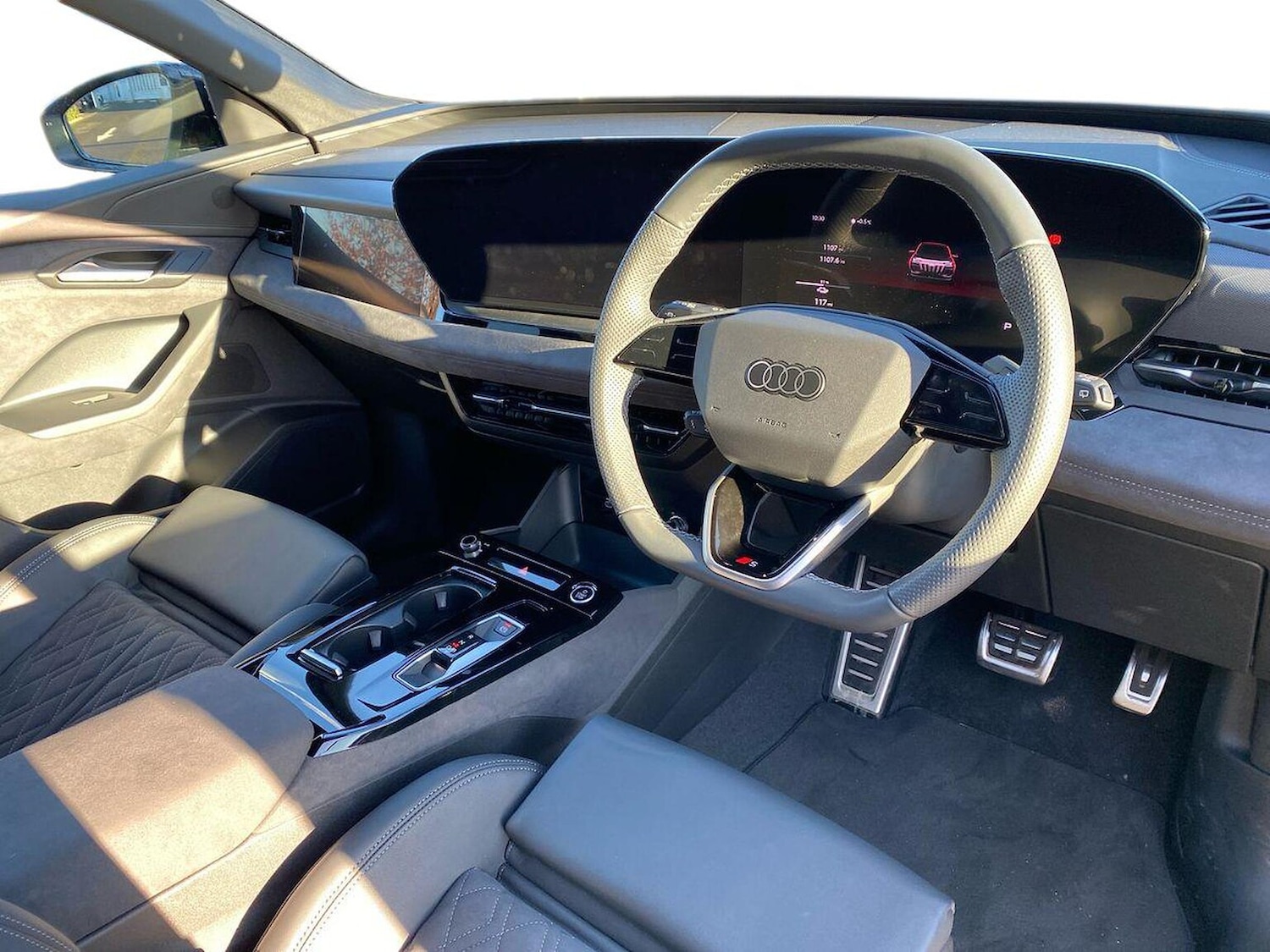 Used Audi Q6 e-tron 2025 for sale - 78191213: Photo 17