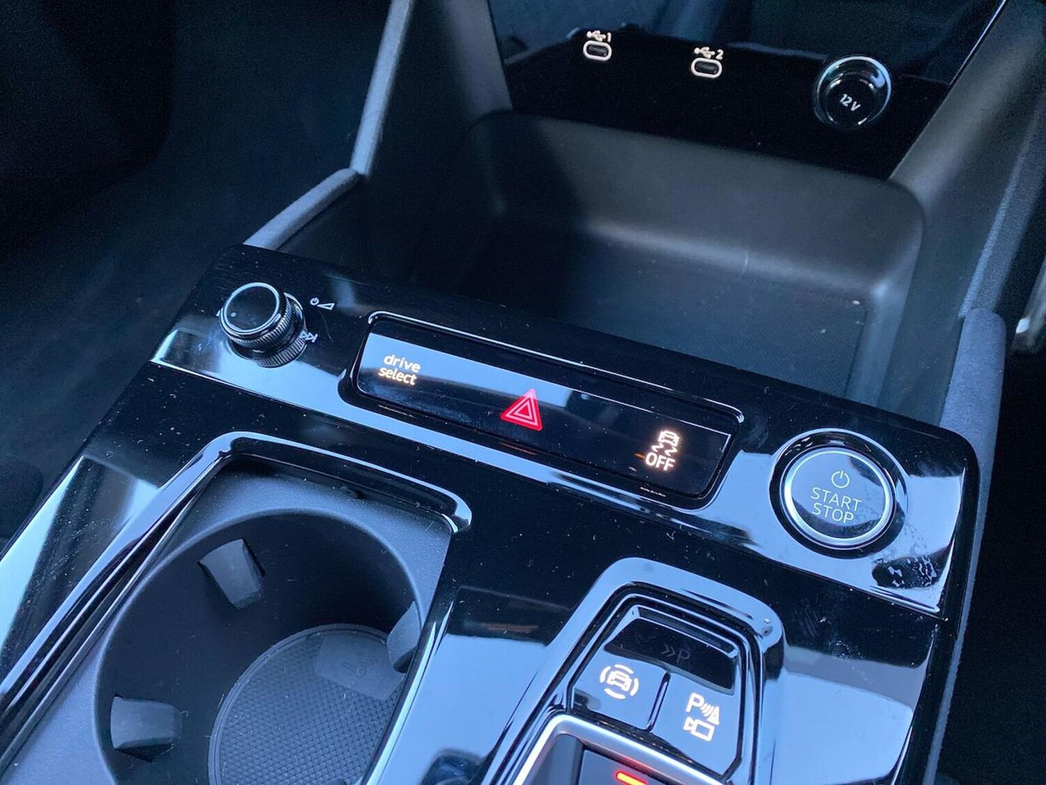 Used Audi Q6 e-tron 2025 for sale - 78191213: Photo 24