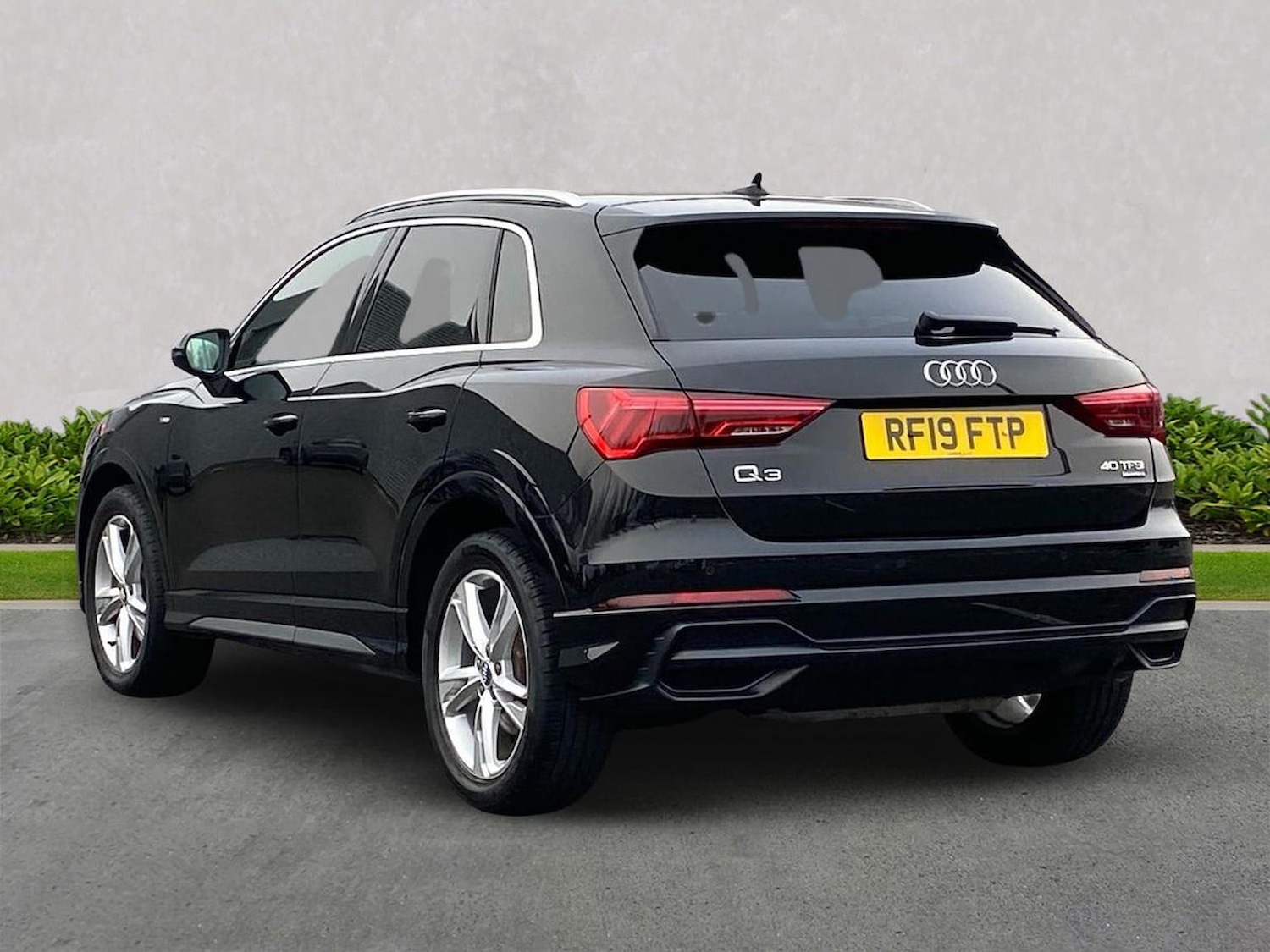 Used Audi Q3 2019 for sale - 78192333: Photo 2
