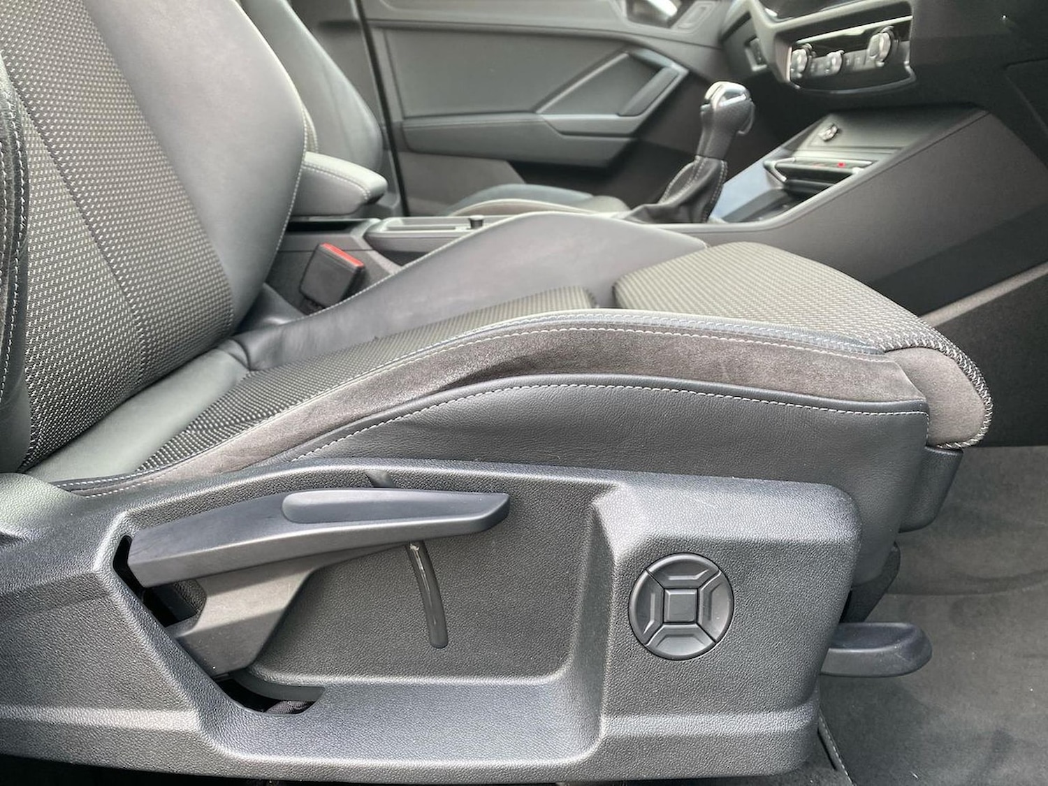 Used Audi Q3 2019 for sale - 78192333: Photo 32