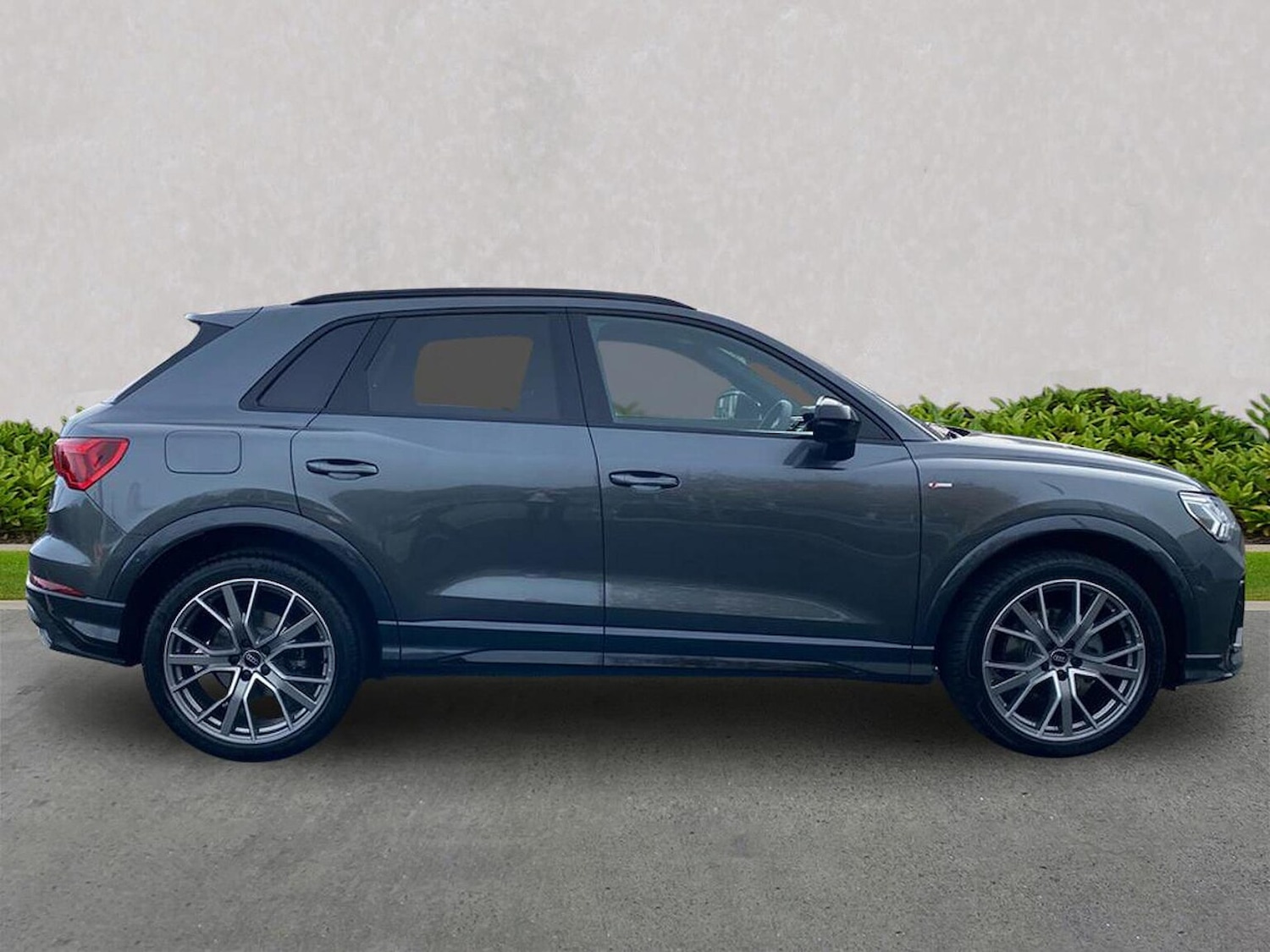 Used Audi Q3 2025 for sale - 76471076: Photo 3