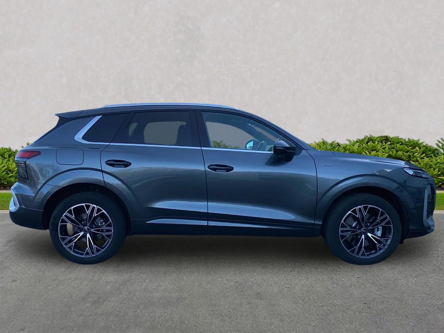 Used Audi Q3 2025 for sale - 77487920: Photo 3