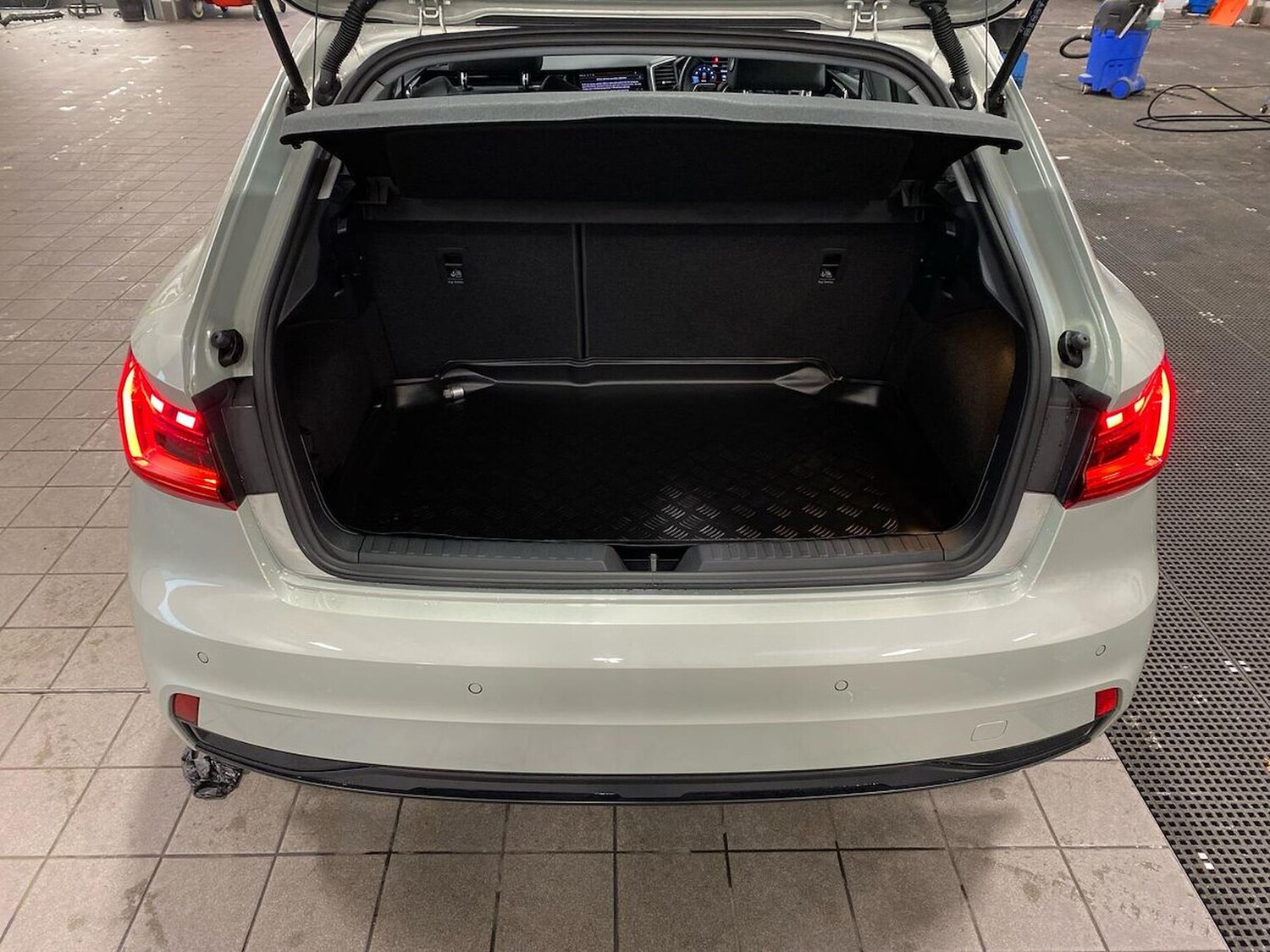 Used Audi A1 2025 for sale - 77813372: Photo 17