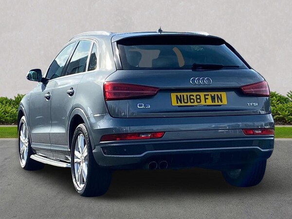 Used Audi Q3 2018 for sale - 76219154: Photo 2