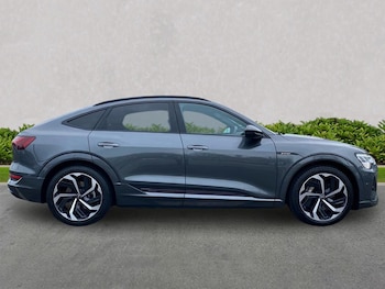 Used Audi e-tron 2023 for sale - 79379526: Photo