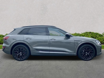 Used Audi Q8 2023 for sale - 75723746: Photo