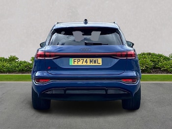Used Audi Q6 e-tron 2024 for sale - 79423953: Photo