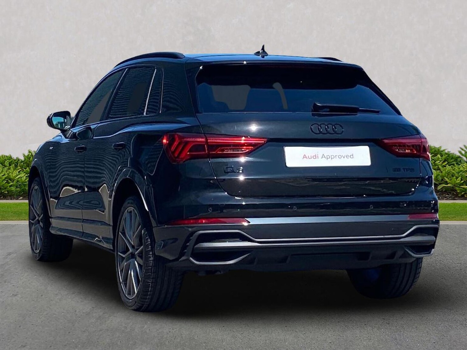 Used Audi Q3 2025 for sale - 77487994: Photo 2