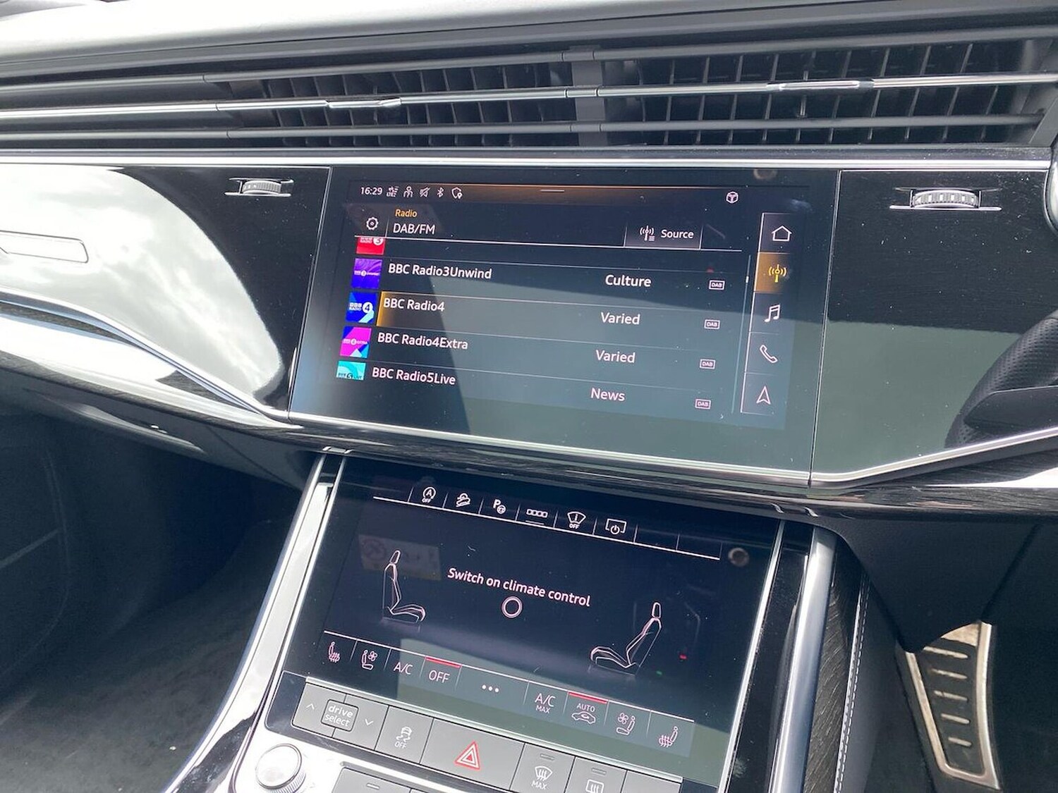 Used Audi Q7 2023 for sale - 78192434: Photo 13