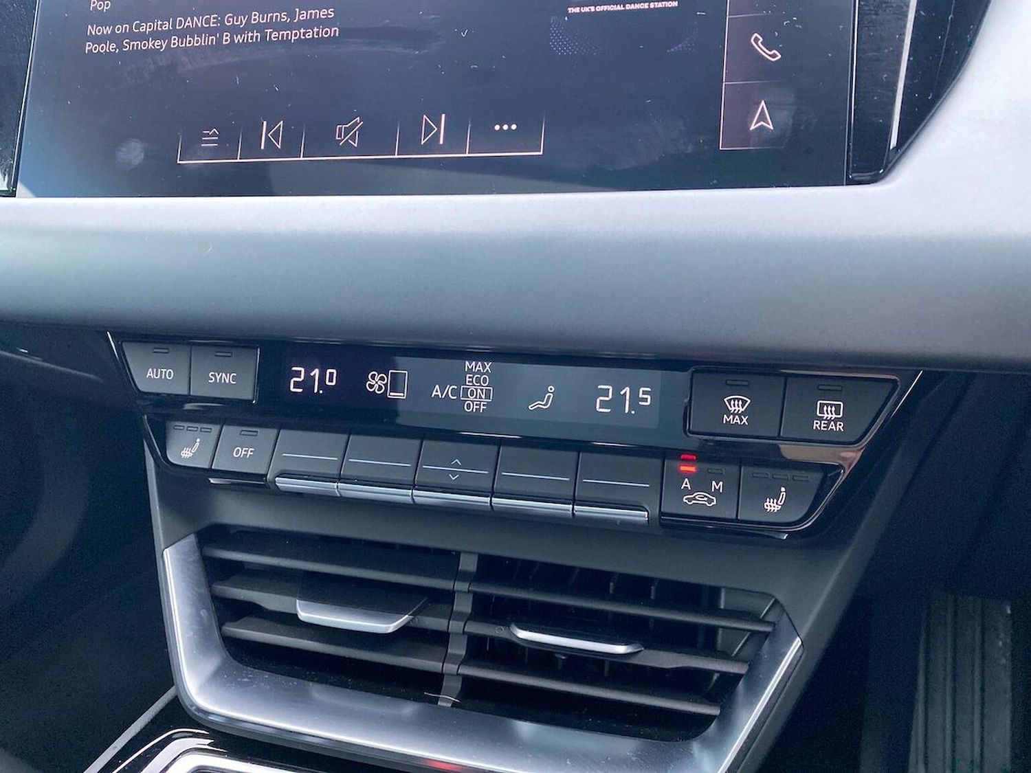 Used Audi e-tron GT 2025 for sale - 76830733: Photo 12