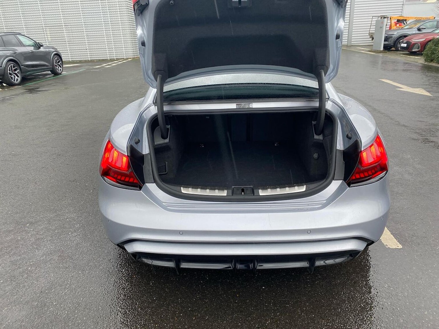 Used Audi e-tron GT 2025 for sale - 76830733: Photo 17