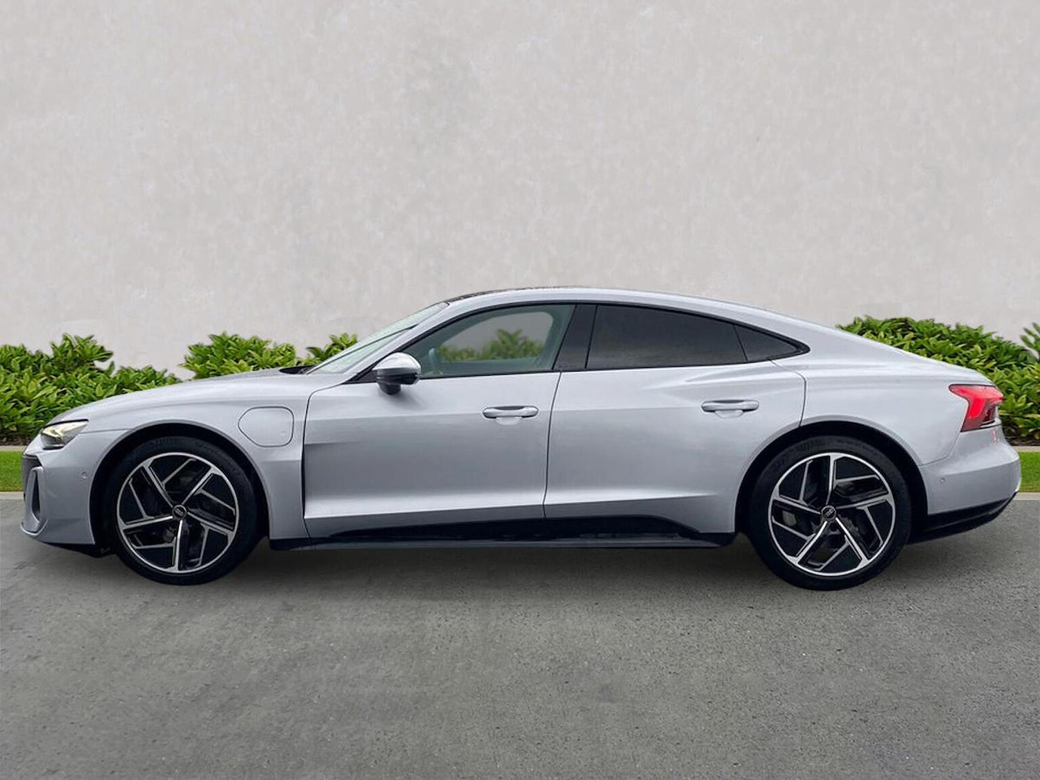 Used Audi e-tron GT 2025 for sale - 76830733: Photo 19