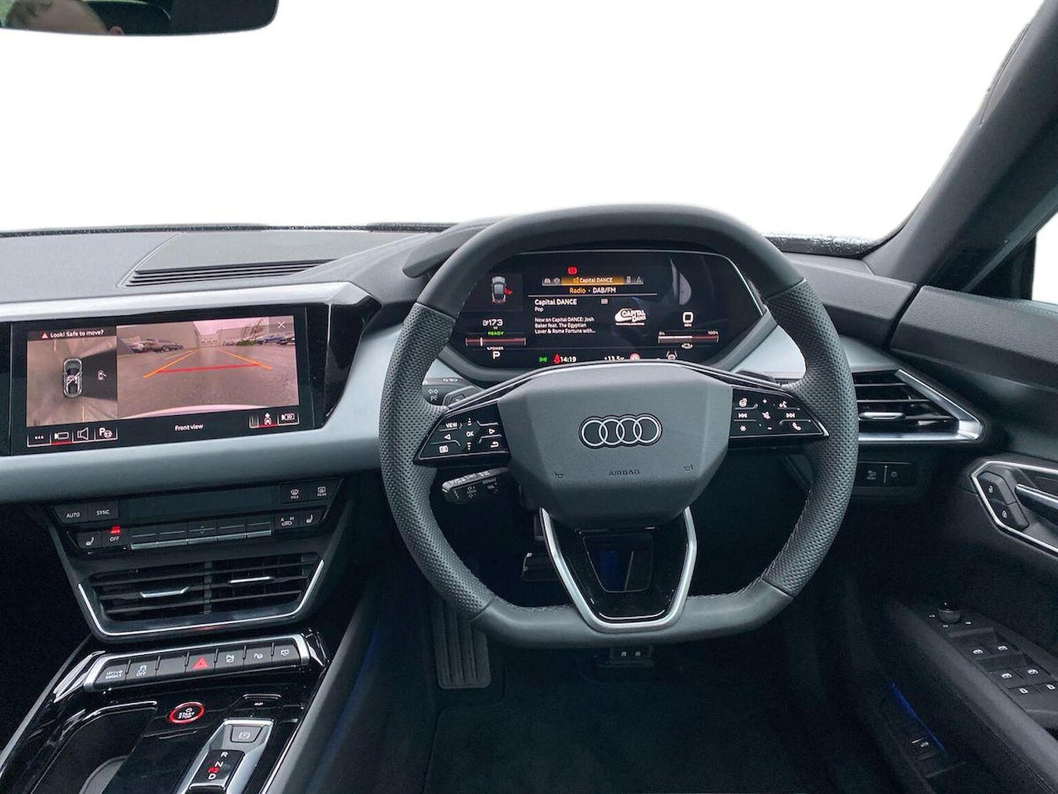 Used Audi e-tron GT 2025 for sale - 76830733: Photo 9