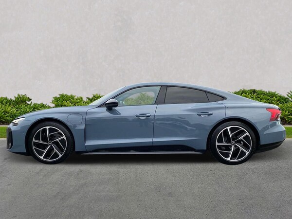 Used Audi e-tron GT 2024 for sale - 76253704: Photo 19