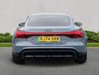Used Audi e-tron GT 2024 for sale - 76253704: Photo 4