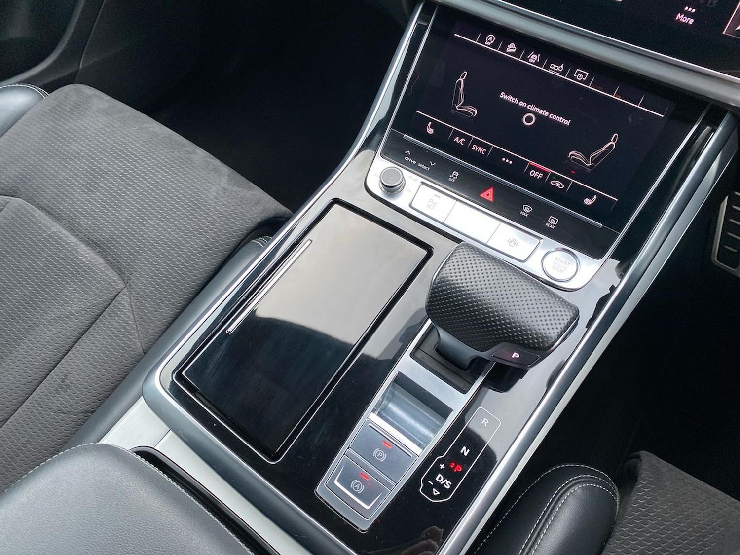 Used Audi Q8 2020 for sale - 77676273: Photo 13