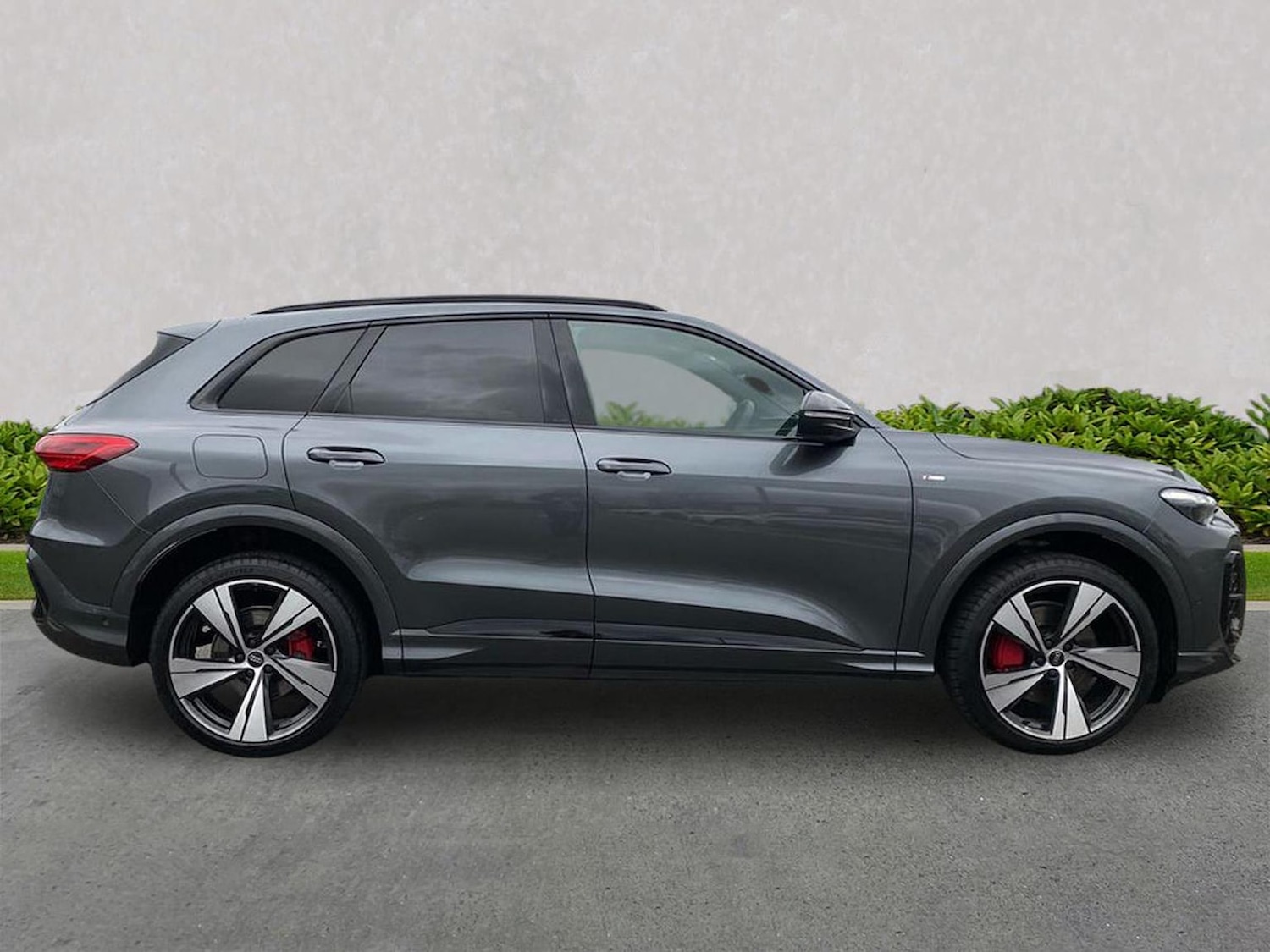 Used Audi Q5 2025 for sale - 78060619: Photo 3