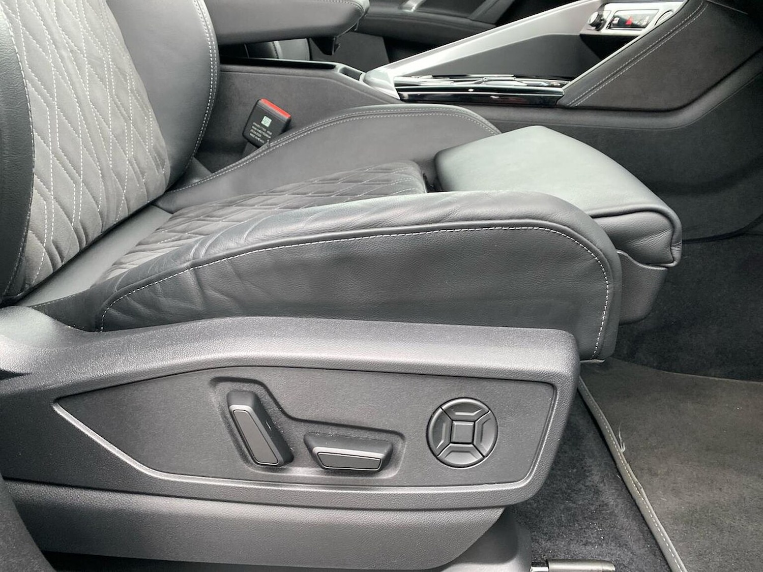 Used Audi Q5 2025 for sale - 78060619: Photo 30