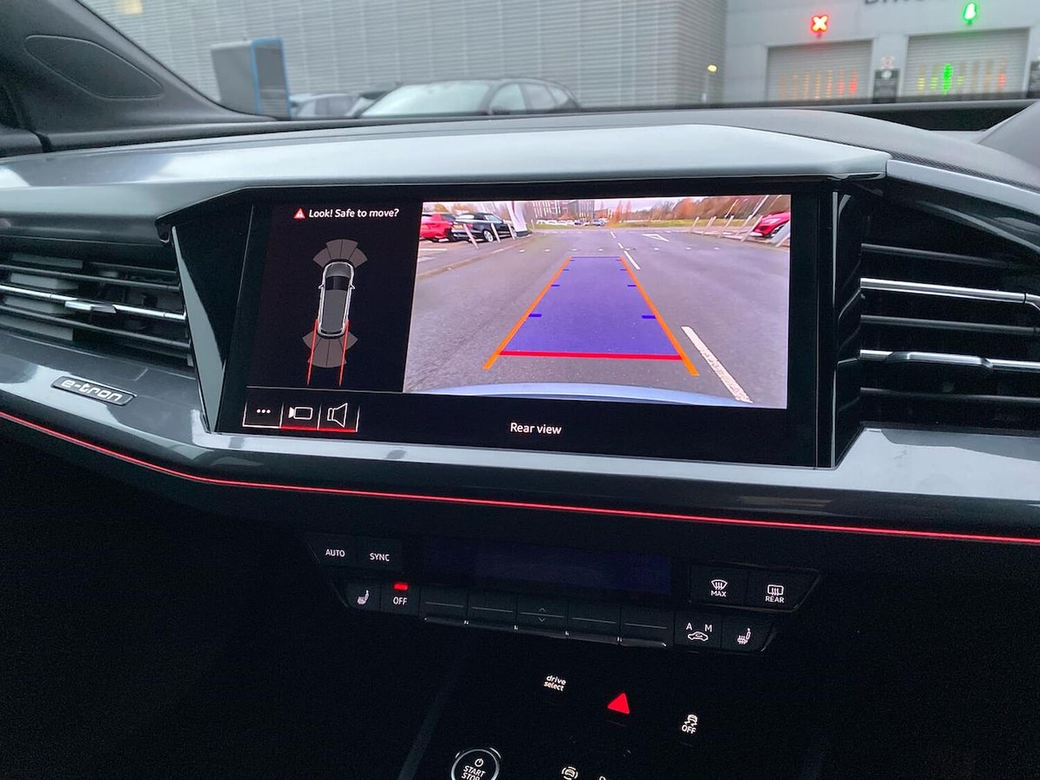 Used Audi Q4 e-tron 2025 for sale - 77487959: Photo 23