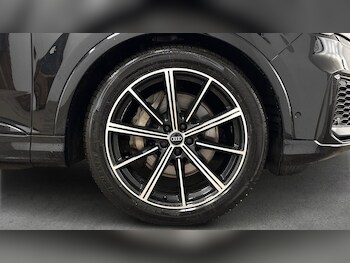 Used Audi Q7 2022 for sale - 78332431: Photo