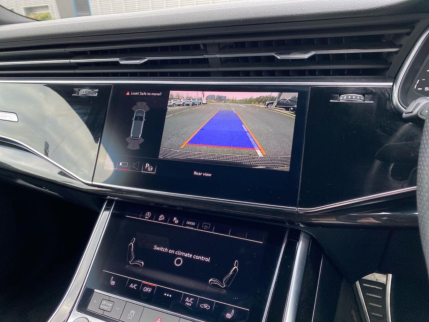 Used Audi Q7 2022 for sale - 78192424: Photo 25