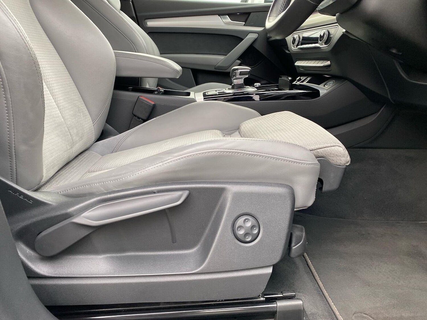 Used Audi Q5 2021 for sale - 76477316: Photo 30