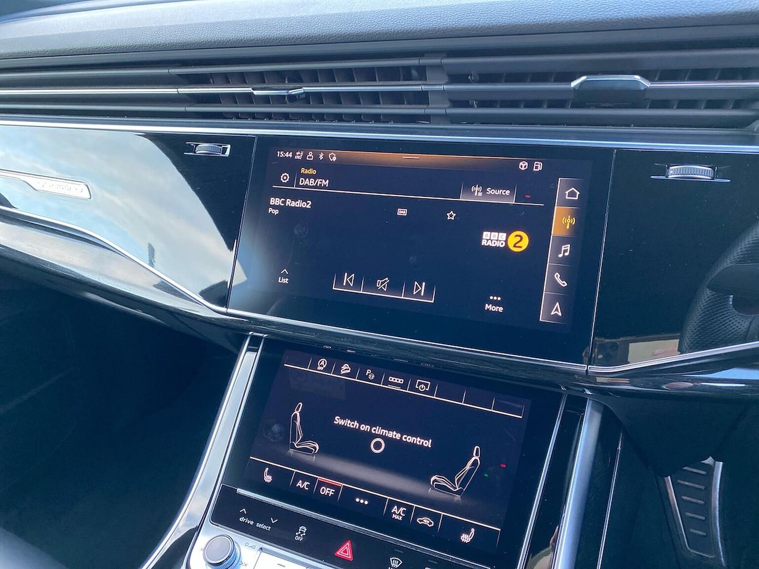 Used Audi Q8 2022 for sale - 76504945: Photo 11