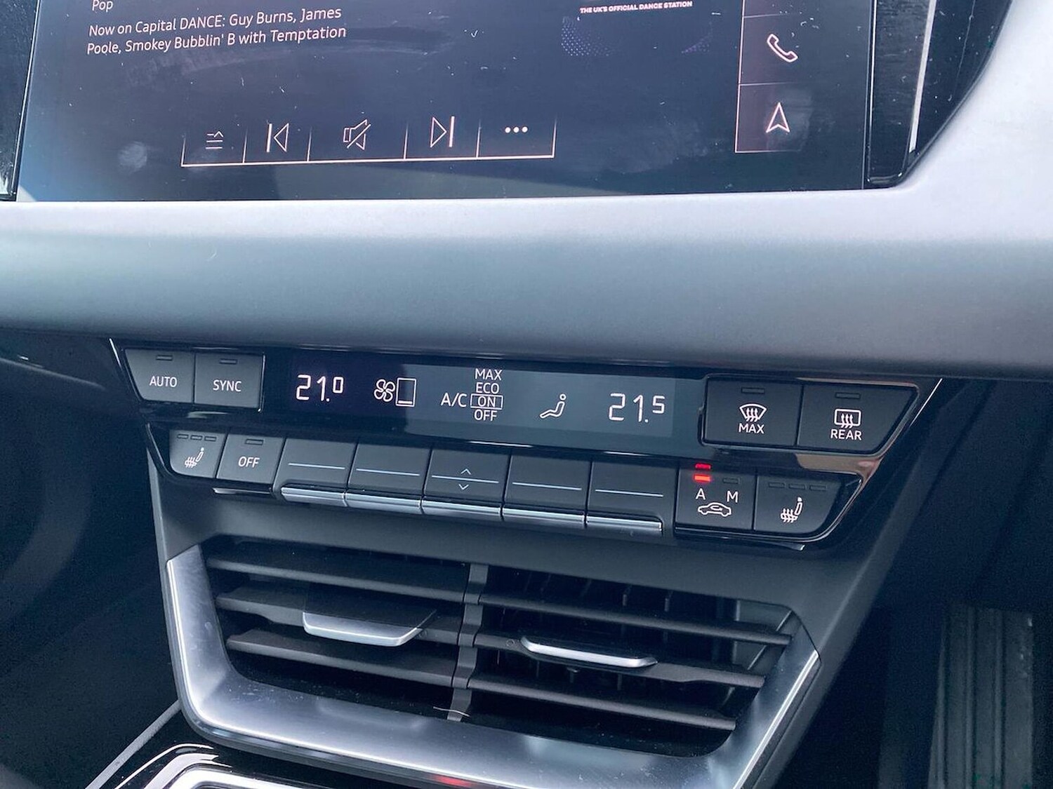 Used Audi e-tron GT 2025 for sale - 77487974: Photo 12