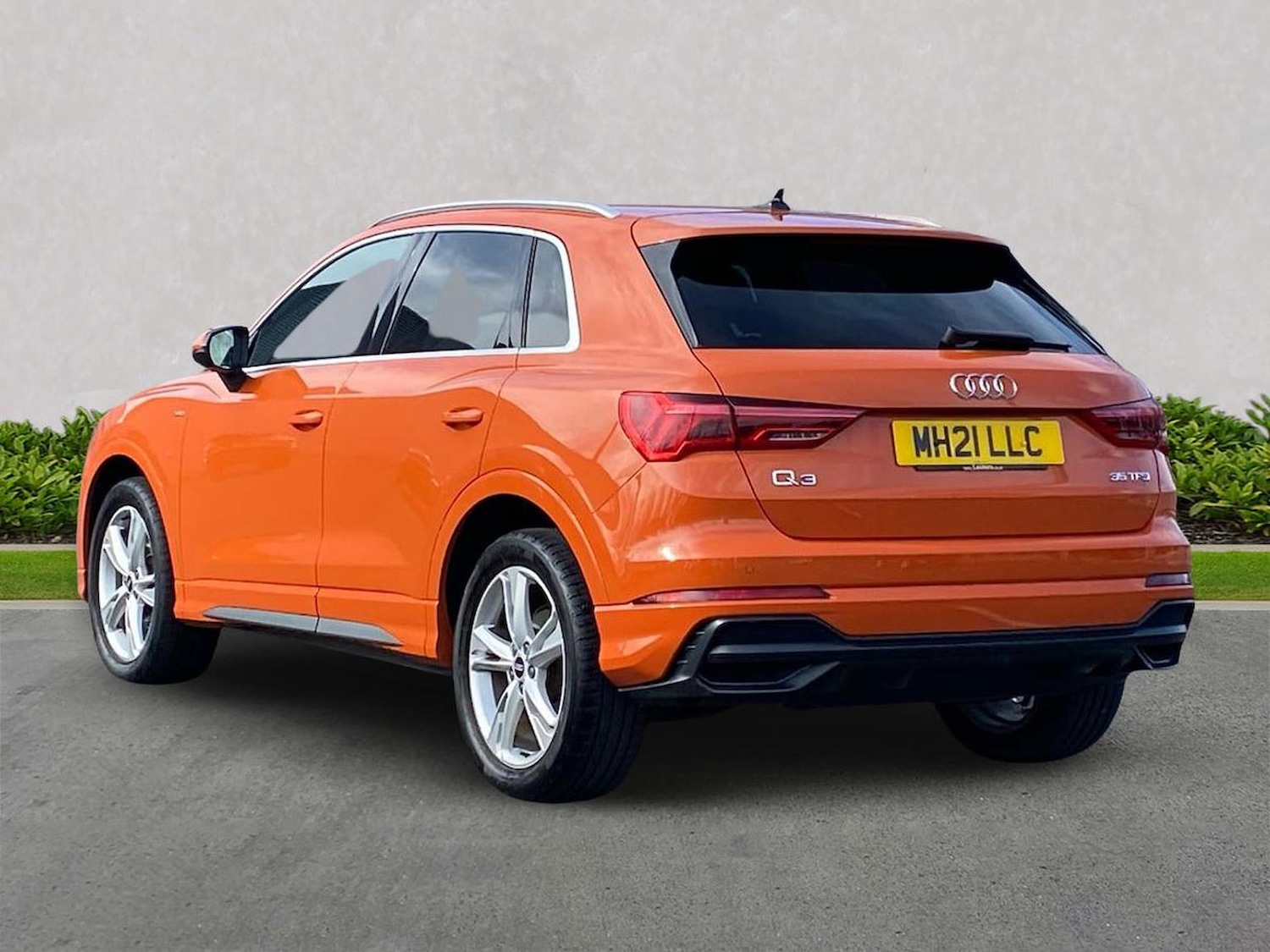 Used Audi Q3 2021 for sale - 78192340: Photo 2