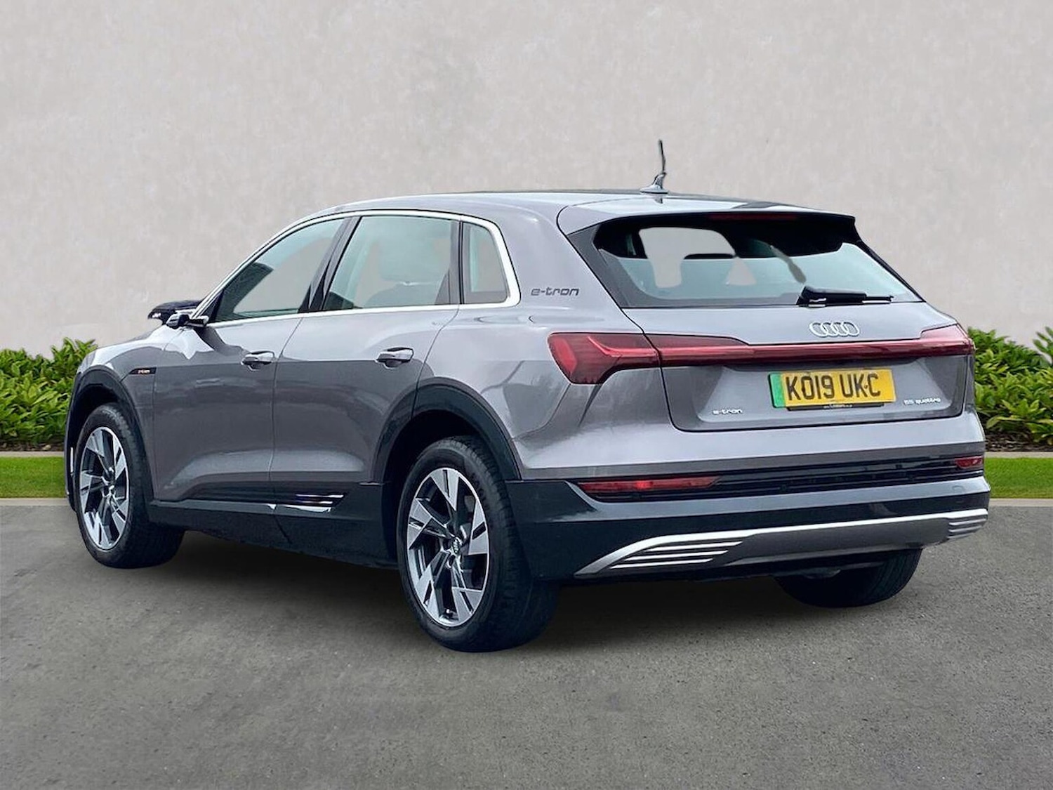 Used Audi e-tron 2019 for sale - 78191116: Photo 2