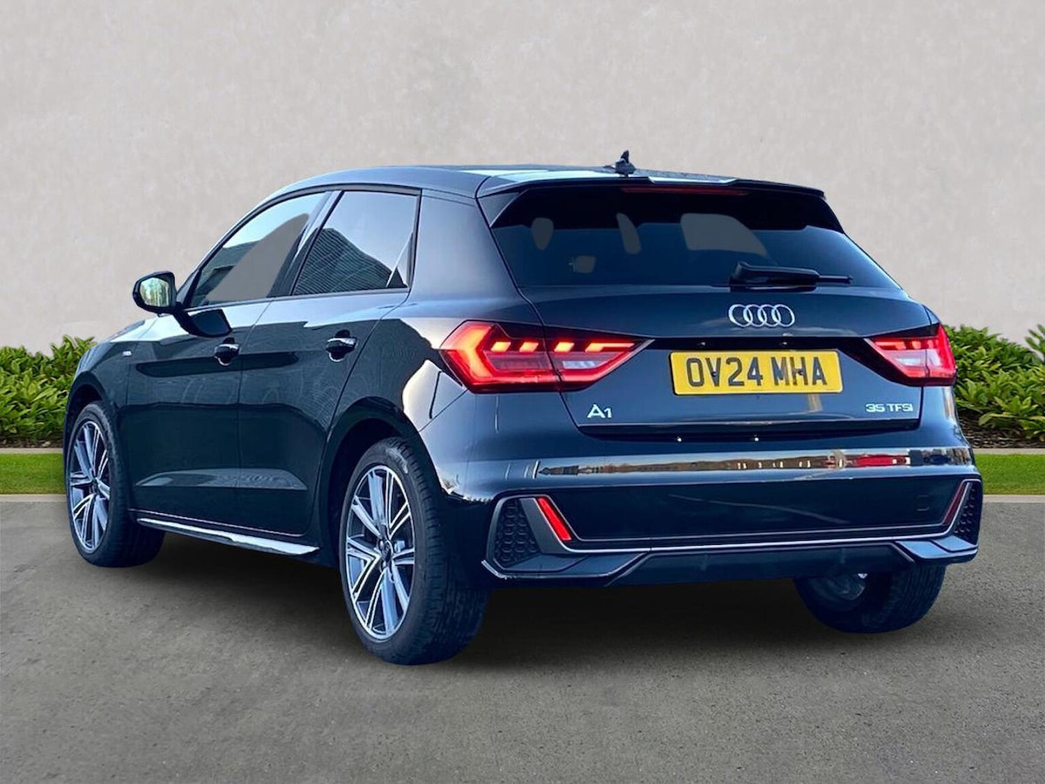 Used Audi A1 2024 for sale - 76879664: Photo 2