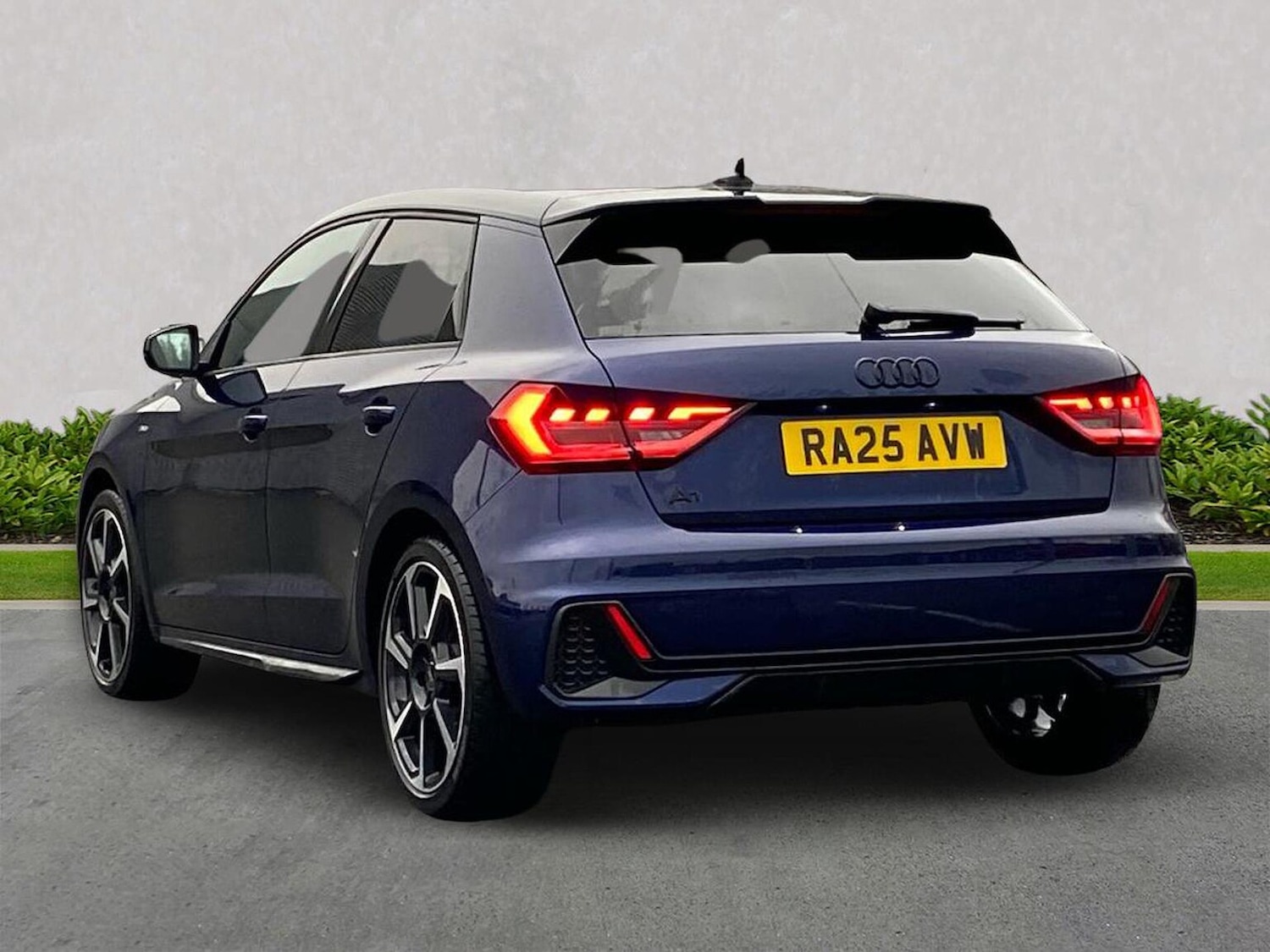 Used Audi A1 2025 for sale - 76957591: Photo 2