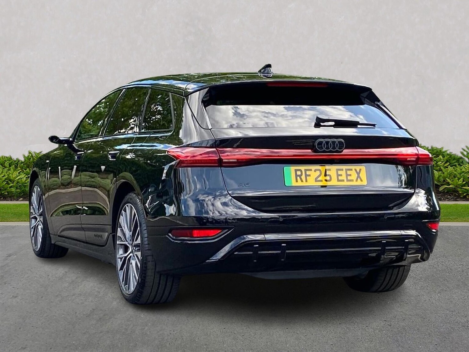 Used Audi A6 2025 for sale - 76165048: Photo 2