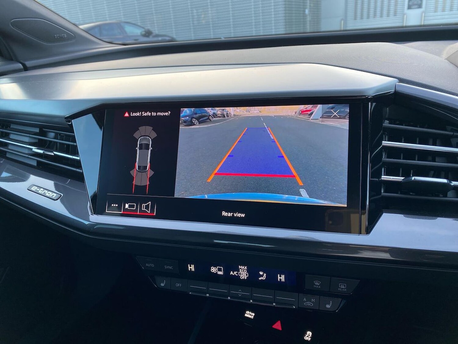 Used Audi Q4 e-tron 2022 for sale - 76777283: Photo 23