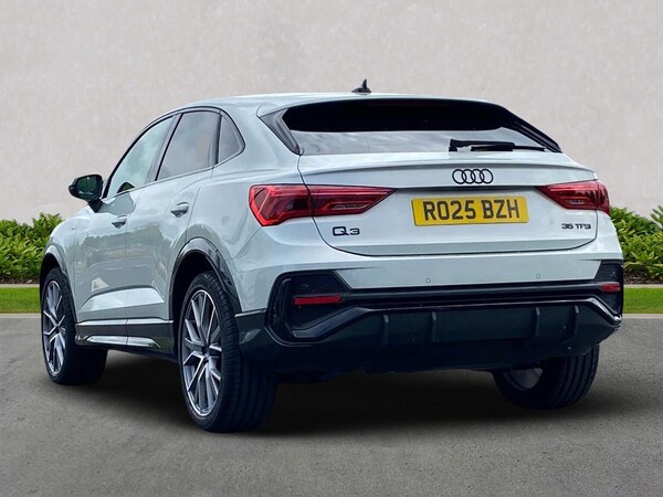 Used Audi Q3 2025 for sale - 75453683: Photo 2