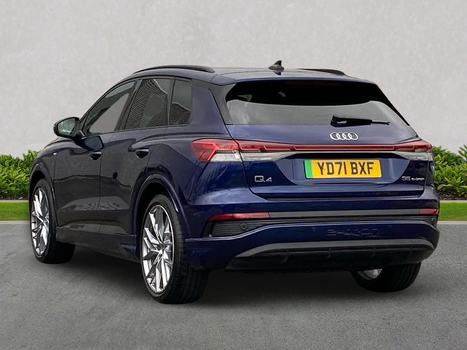 Used Audi Q4 e-tron 2021 for sale - 76663044: Photo 2