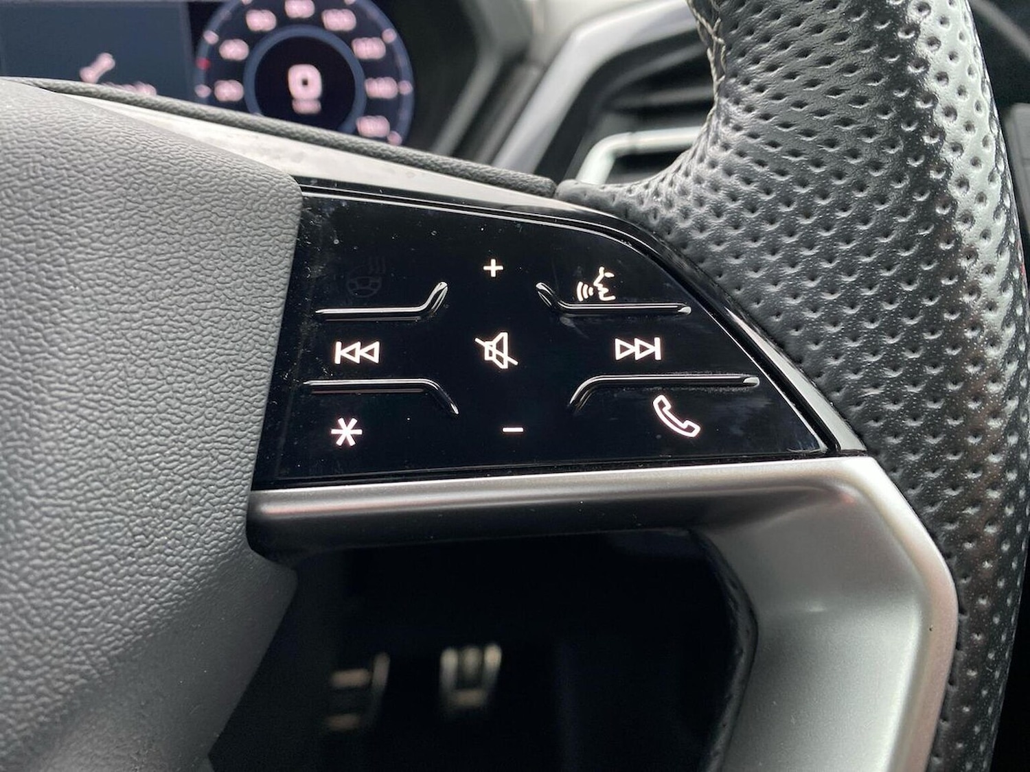 Used Audi Q4 e-tron 2021 for sale - 76663044: Photo 26