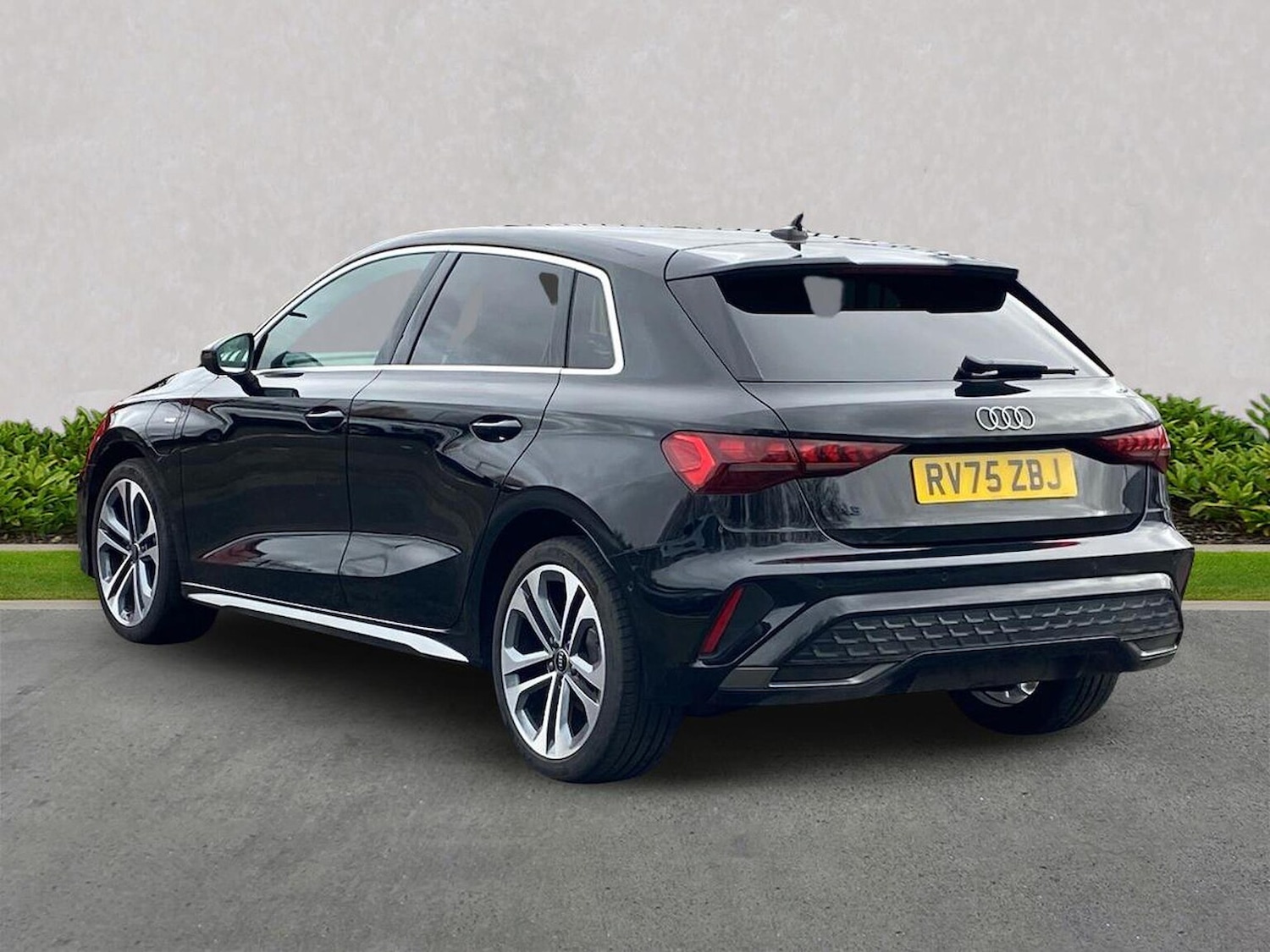 Used Audi A3 2025 for sale - 77632528: Photo 2