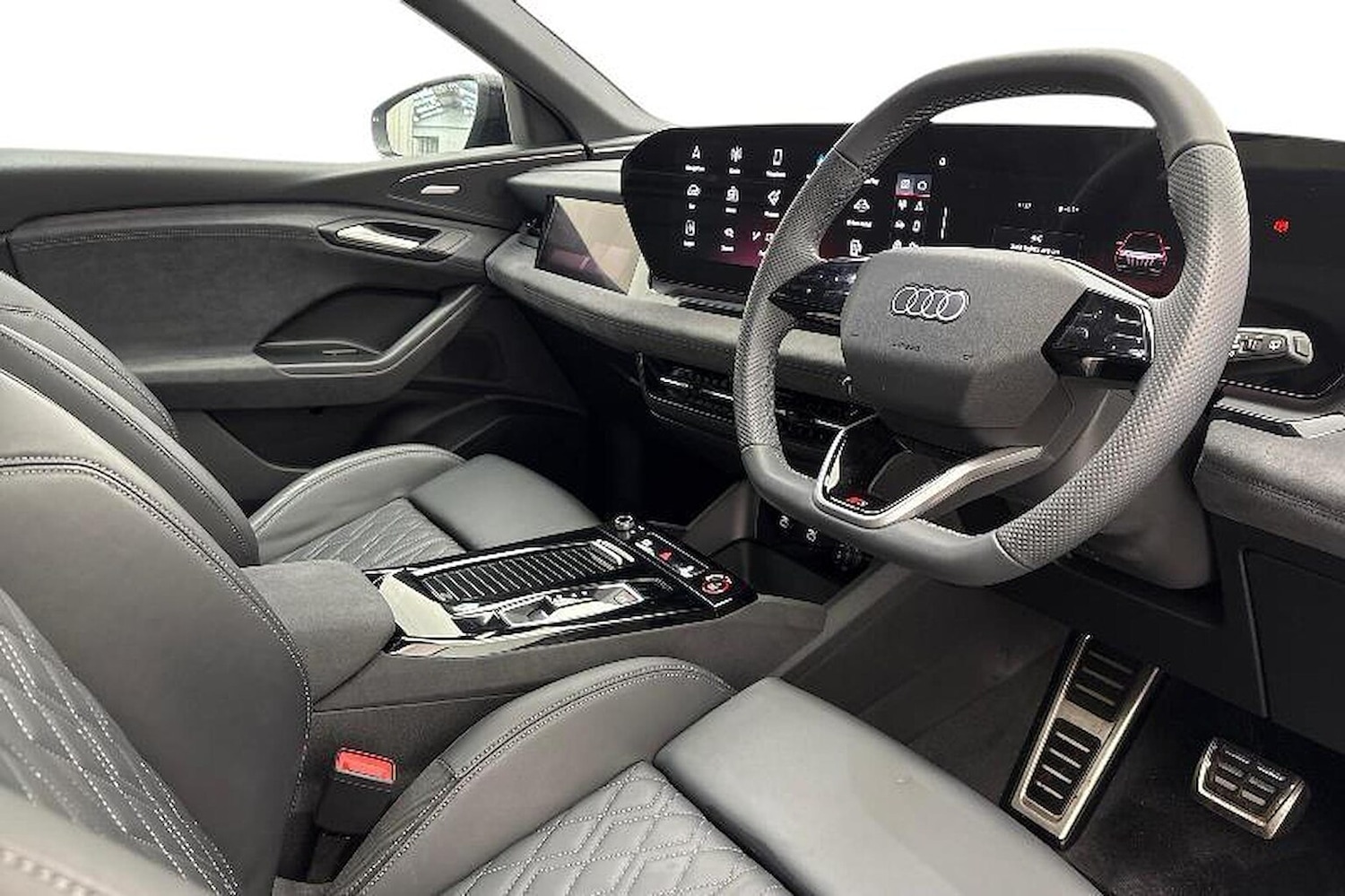 Used Audi Q6 e-tron 2025 for sale - 78192426: Photo 13