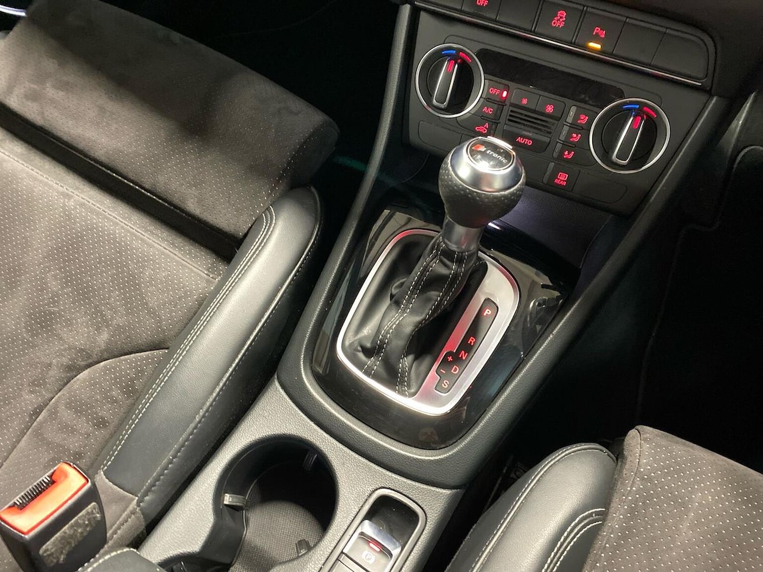 Used Audi Q3 2018 for sale - 77745136: Photo 13