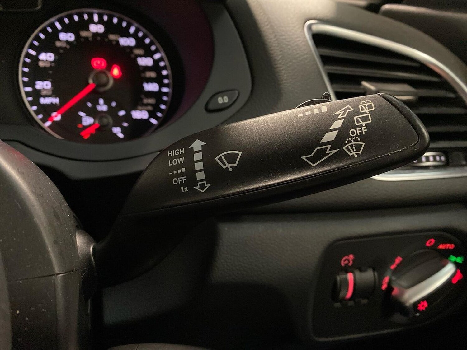 Used Audi Q3 2018 for sale - 77745136: Photo 28