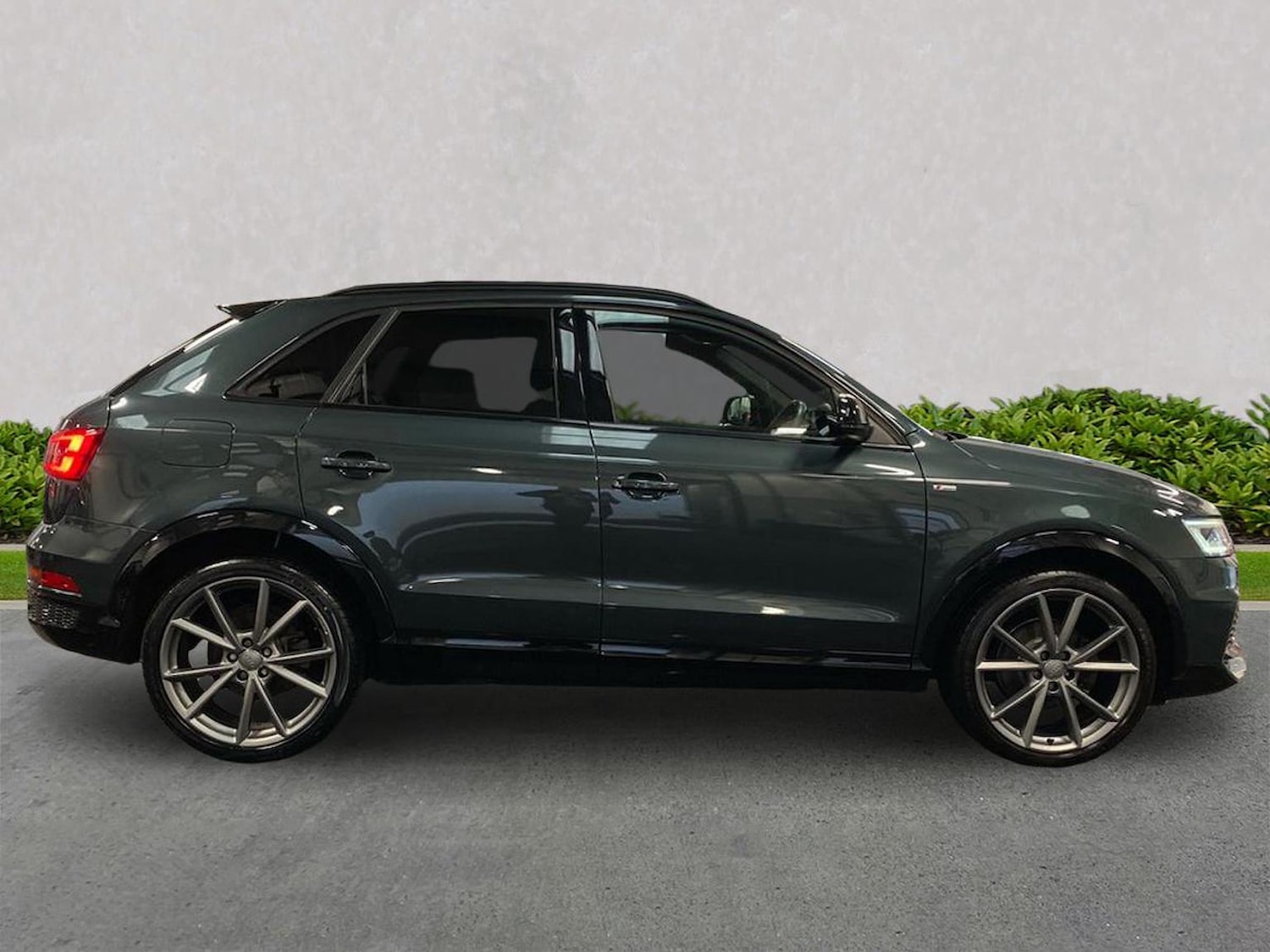Used Audi Q3 2018 for sale - 77745136: Photo 3