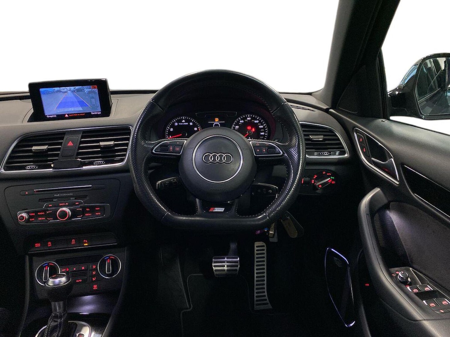 Used Audi Q3 2018 for sale - 77745136: Photo 9