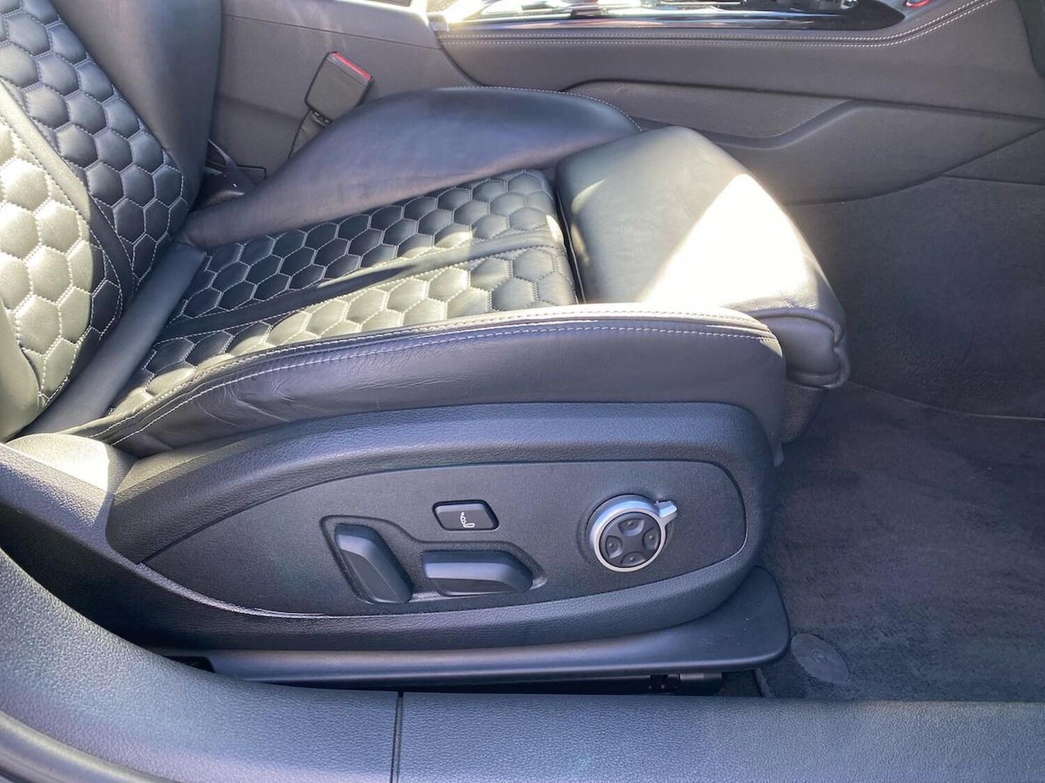 Used Audi RS4 2022 for sale - 78192337: Photo 32