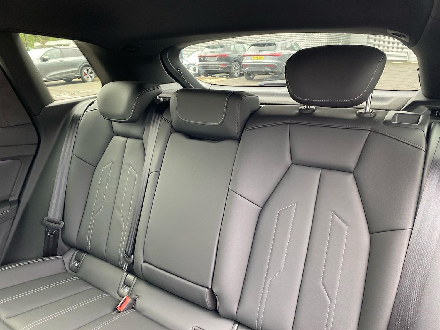 Used Audi Q4 e-tron 2025 for sale - 75994971: Photo 16