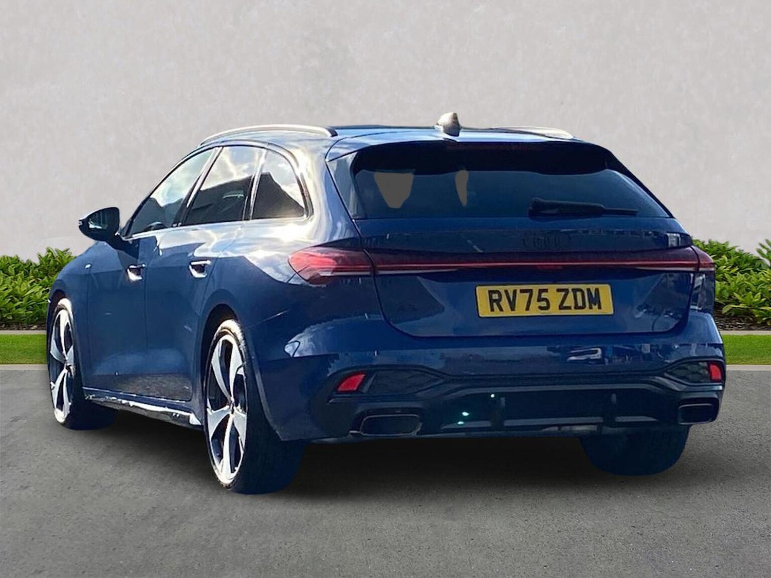 Used Audi A5 2025 for sale - 76699538: Photo 2